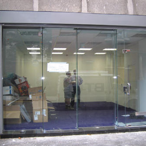 shop front door repair Soledad