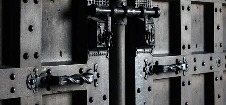 steel entry door repair in Soledad